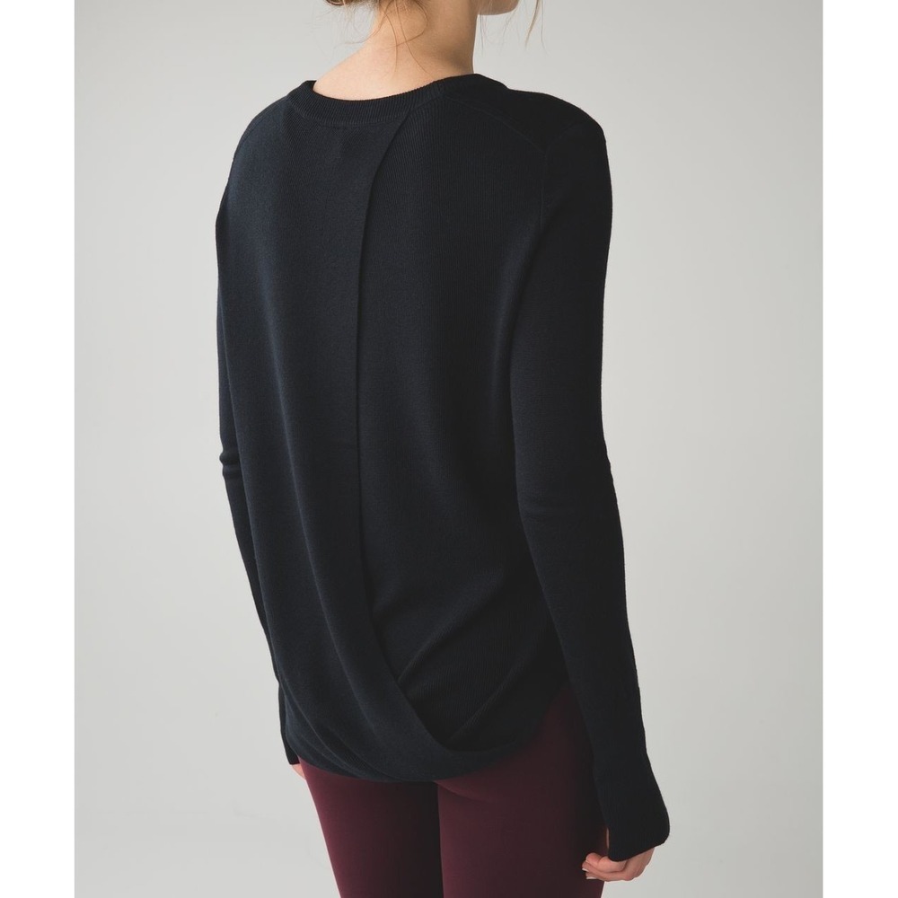 lululemon athletica Black Long-Sleeve Crew Neck Sweater